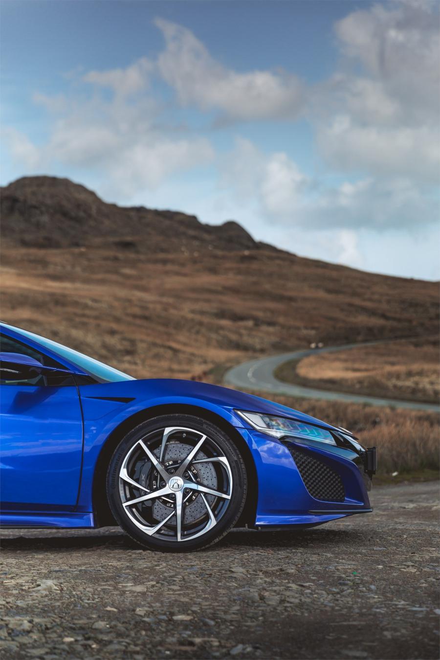 Детали экстерьера Honda NSX 2016 года  (UK) (фото 117 из 120)